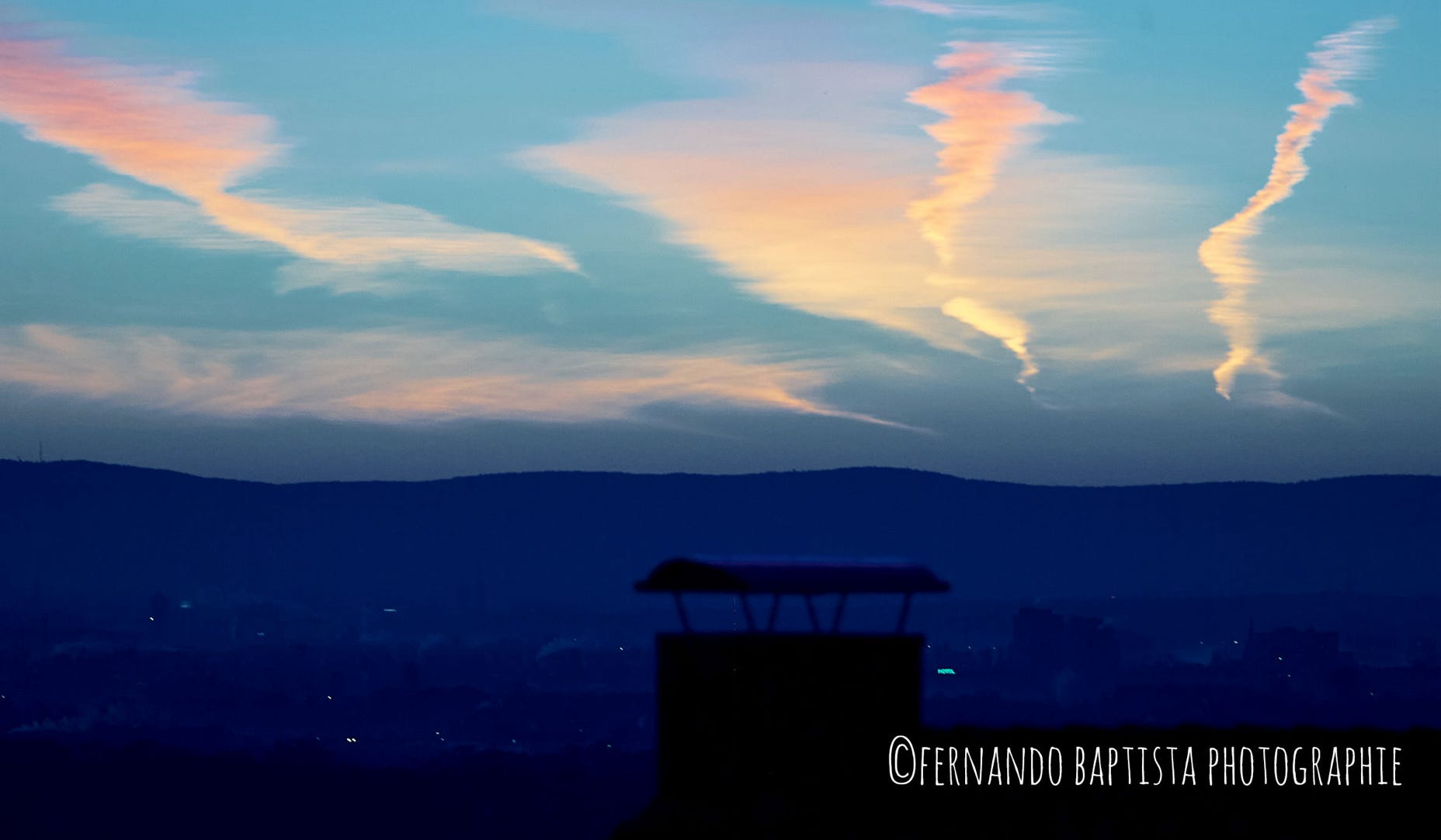 Abendhimmel über dem Rheingau